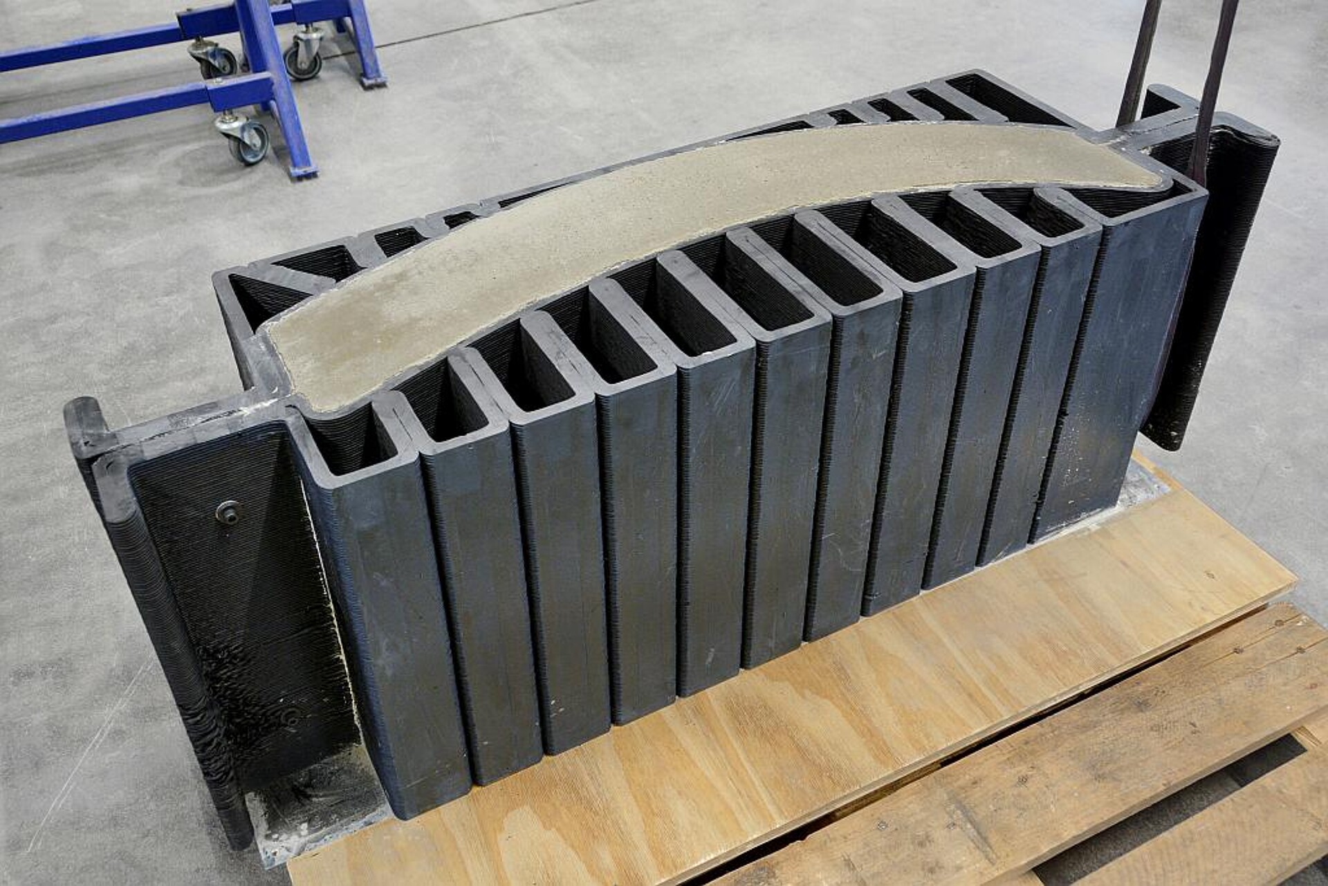 Bauform, die 200 kg Beton aufnehmen kann. (Foto: Lehvoss/Reichenbacher)