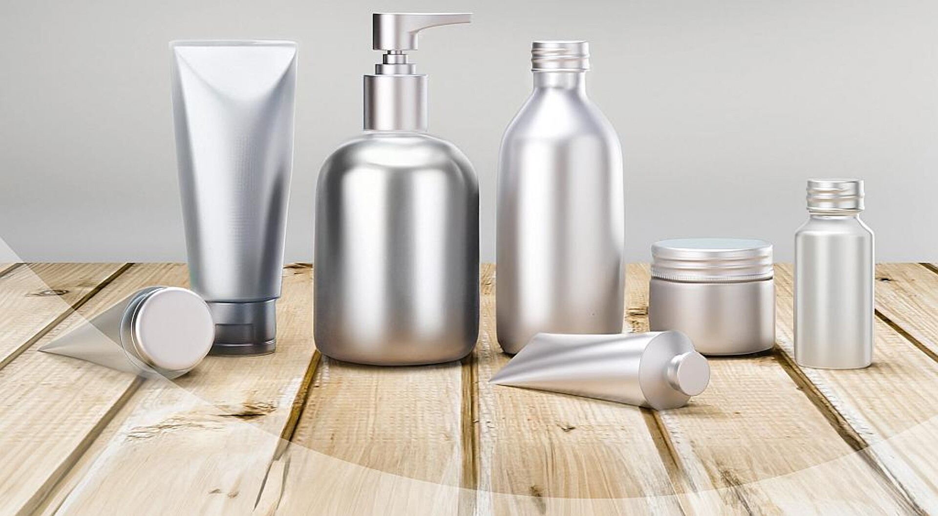 Die NIR-detektierbaren Silber-Masterbatches ermöglichen die Sortierung im Recyclingprozess. (Foto: Lifocolor)
