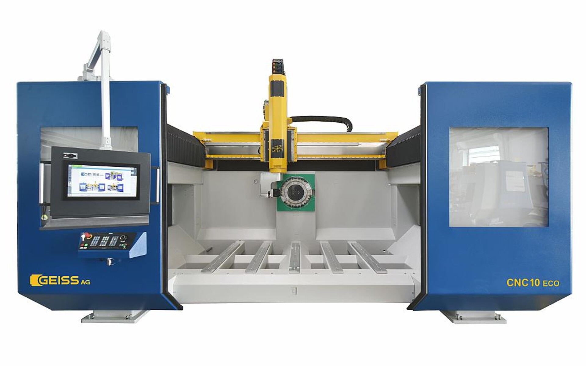 Die CNC 10 Eco verfügt über Linearantriebe, automatische Werkzeugwechselsysteme und Schwingungserkennung. (Foto: Geiss)