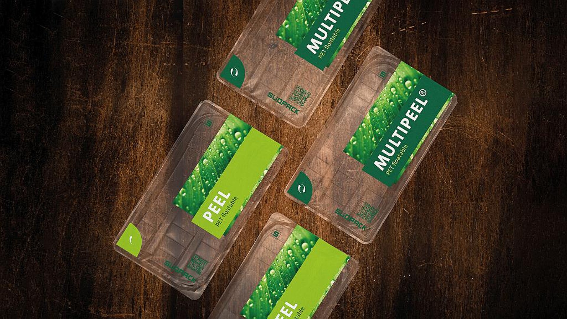 Die schwimmfähigen PET-Oberfolien und die Mono-APET-Unterfolien lassen sich im Recyclingstrom einfach trennen. (Foto: Südpack)