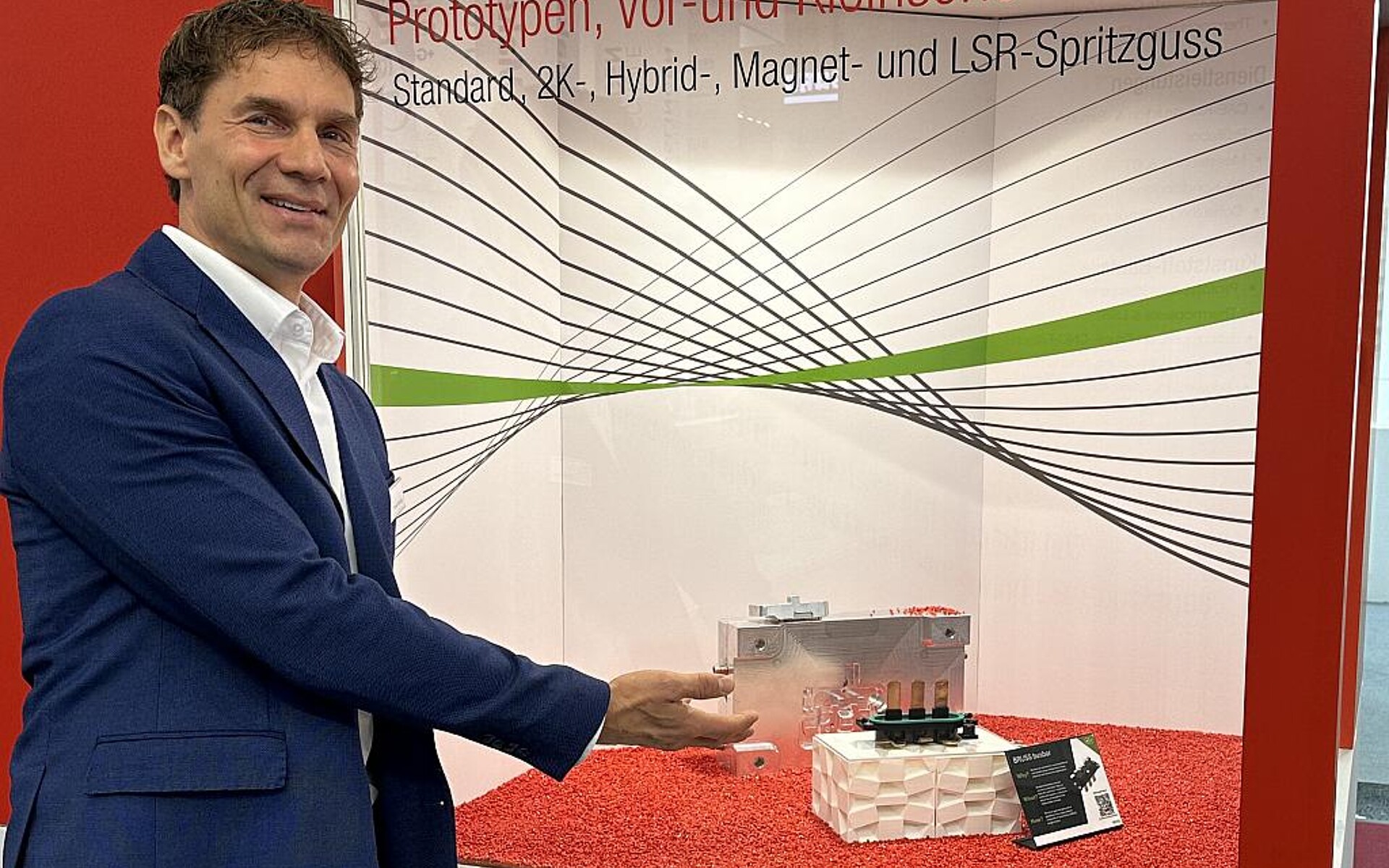 Barlog Plastics – hier Geschäftsführer Frank Barlog auf der Fakuma 2024 – präsentiert seine Materialien und Dienstleistungen erstmals auf der KPA in Ulm. (Foto: K-AKTUELL.de)