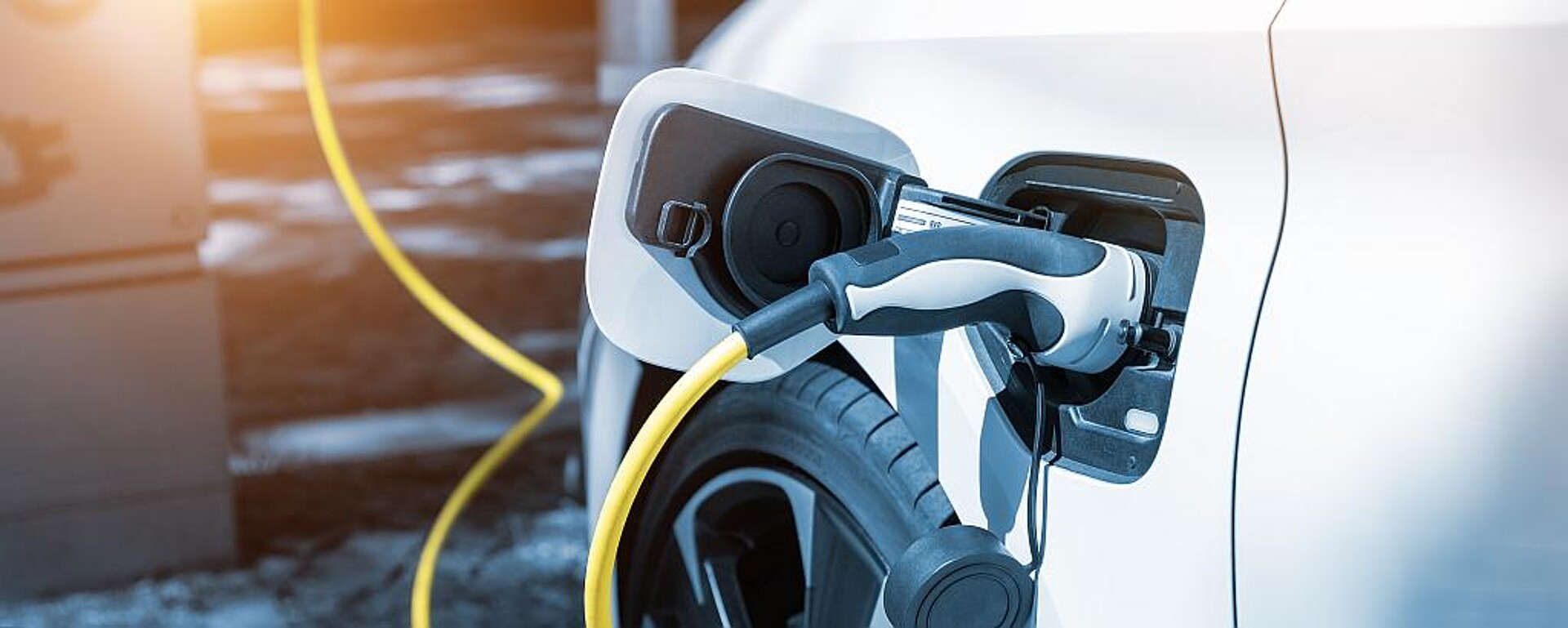 Das neue PPE-Blend ist durch seine hohe Dimensionsstabilität für inline lackierbare Kfz-Außenteile einsetzbar. (Foto: Sabic)