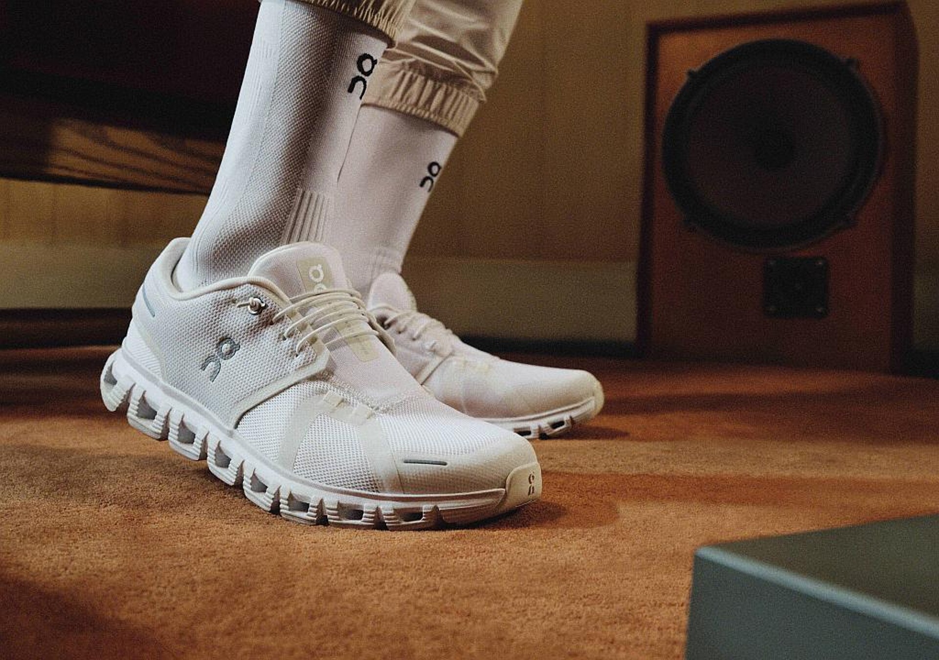 Die neuen Schuhe Cloud 6 von On sind mit einer Zwischensohle aus EVA ausgestattet, das auf erneuerbaren Rohstoffen basiert. (Foto: On)