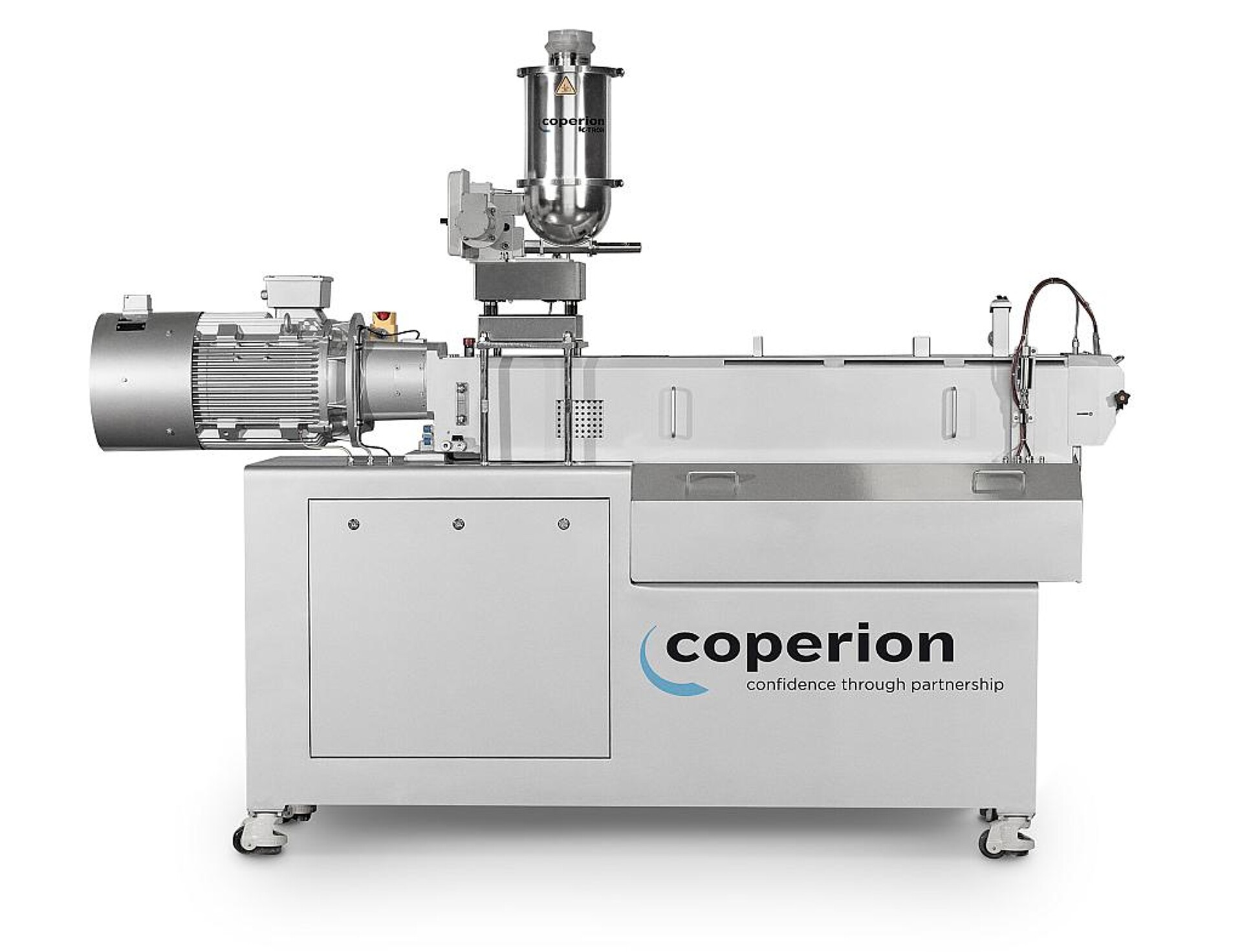 Der Doppelschneckenextruder STS 25 Mc11 wird Teil eines Forschungsprojekts zur mechanisch-chemische Umwandlung von gemischten Kunststoffabfällen unter Einsatz von Katalysatoren. (Foto:
Coperion)