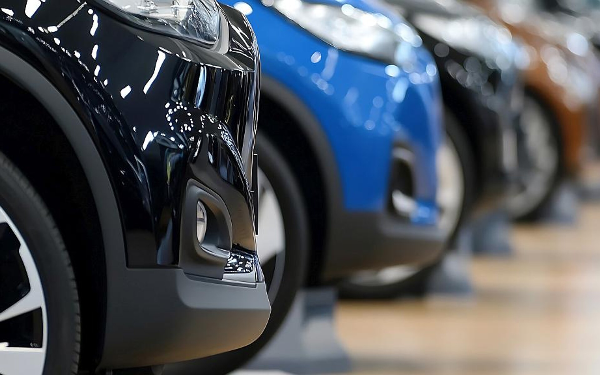 Der UV-Stabilisator Byk-Max LS 4128 kann bspw. in Automobil-Frontschürzen eingesetzt werden. (Foto: Adobe Stock)