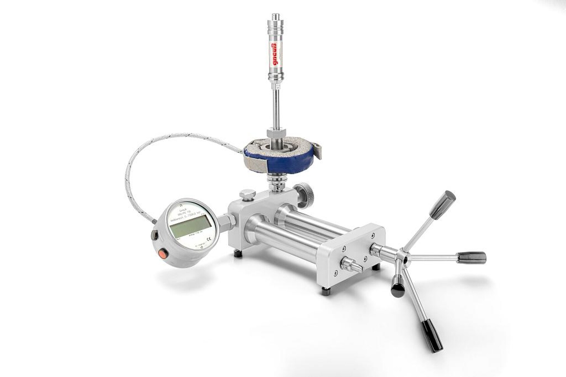 Das Drucksensor-Prüfgerät CCS 1000 erlaubt die Prüfung unter realen Produktionsbedingungen. (Foto: Gneuß)