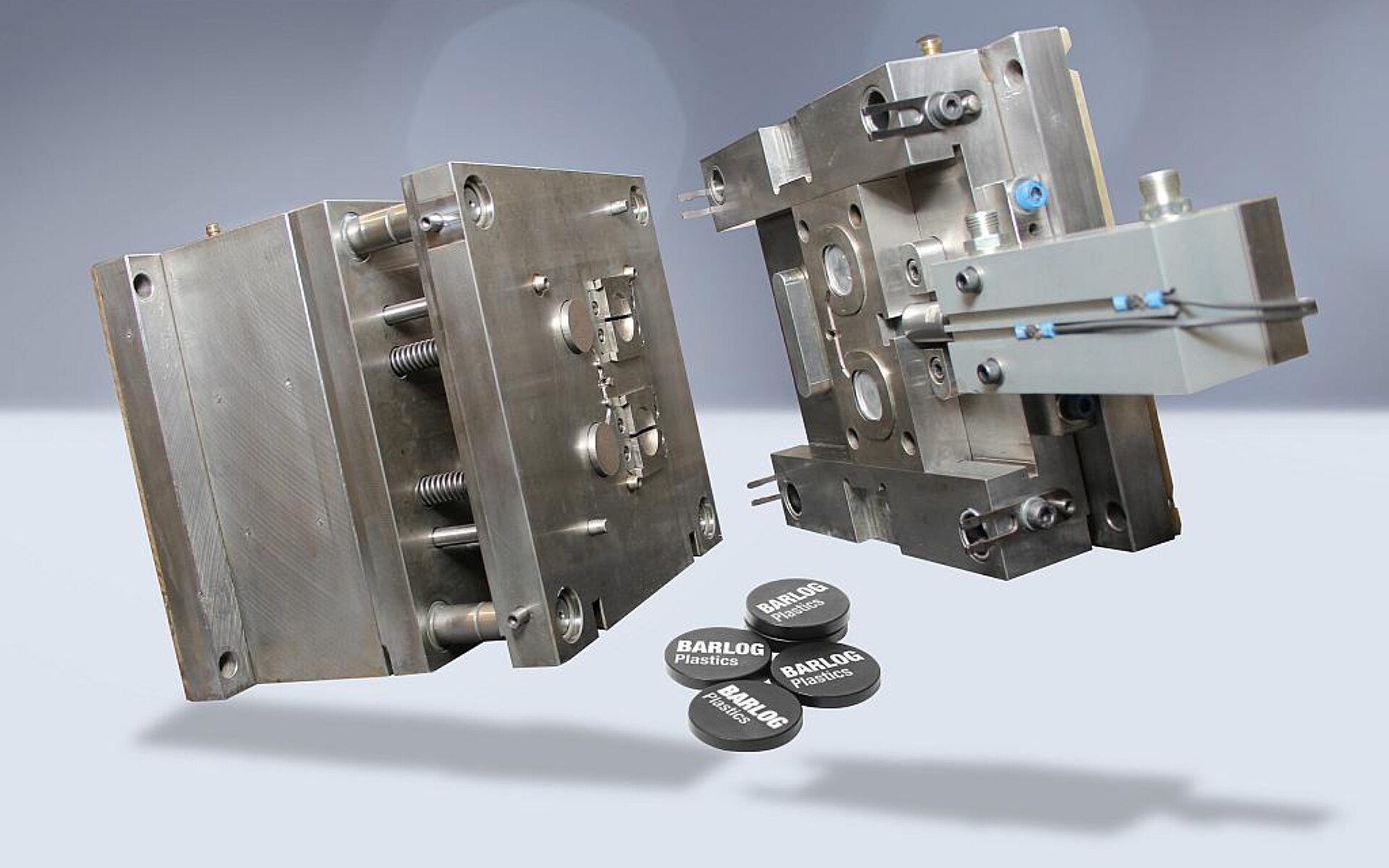 Mit Rapid Tooling sowie Werkstoff- und Spritzgieß-Know-how beschleunigt Barlog Plastics die Entwicklung von Kunststoffprodukten - hier ein Werkzeug für 2K-Magnete. (Foto: Barlog Plastics)