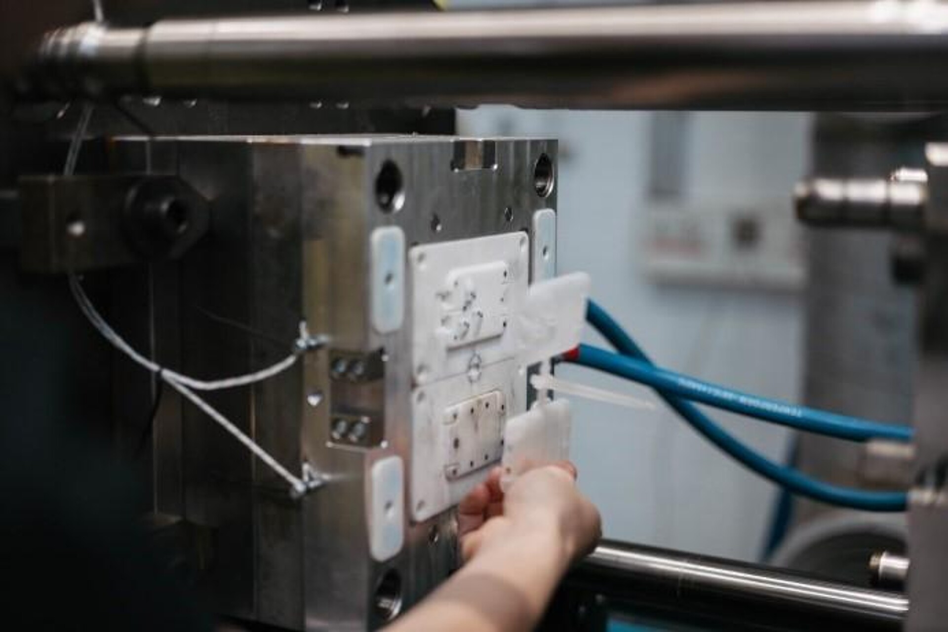 Die Entwicklung und Erprobung additiv gefertigter Formeinsätze ist ein Forschungsthema, das mit der neuen Maschine forciert werden soll. (Foto: Hochschule Trier)