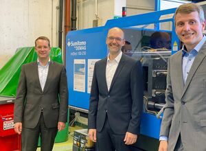 IKV: Vollvernetzte Spritzgießmaschine mit automatisierter Qualitätssicherung