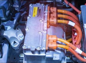 Padanaplast: Flammwidrige PO-Compounds für Kabel in E-Fahrzeugen