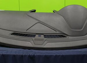 Hexpol: Hochfließfähige TPEs für großflächige Interieur-Bauteile