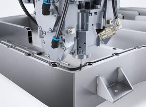 Henkel: Unterboden-Batteriegehäuse sicher abgedichtet