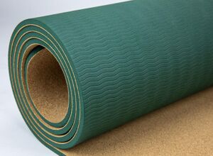 Hexpol TPE: Biobasiertes Elastomer für Yogamatte
