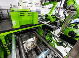 Engel: Effiziente Fertigung thermoplastischer Composite-Bauteile