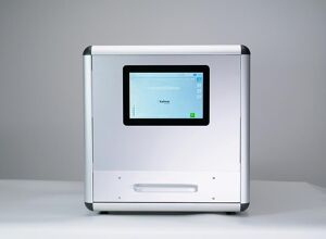 Kalwar Group: Analyse von Plasma- und Corona-behandelten Materialien