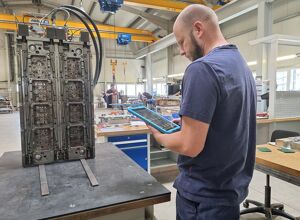 Sauer & Sohn: Internationaler Support hält Werkzeuge produktiv