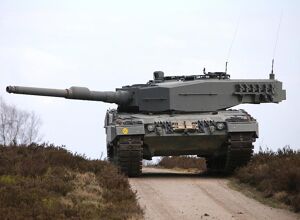 Wickert: Composite-Pressen zur Fertigung ballistischer Platten