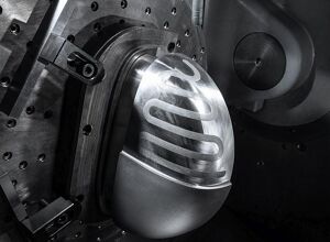 Hermle: Additive Werkzeugfertigung mit Überschall